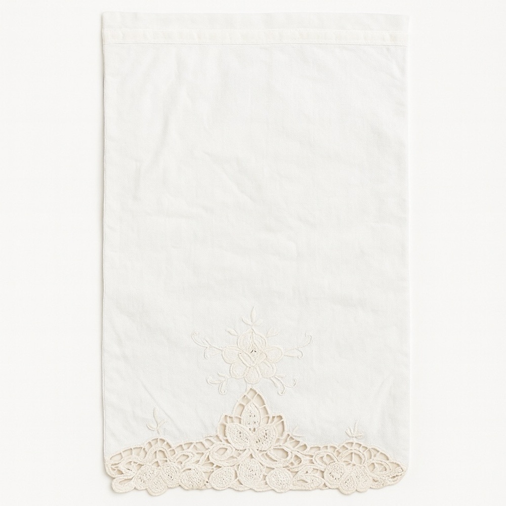 Set of 3 White Linen Table Napkins